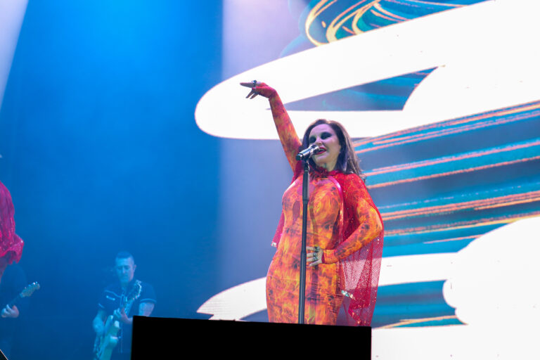 Fangoria y Nancys Rubias deslumbran en la Fira d’Onda con un sensacional concierto