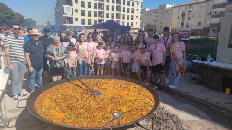 5.000 personas disfrutan del Día de las Paellas en Oropesa del Mar