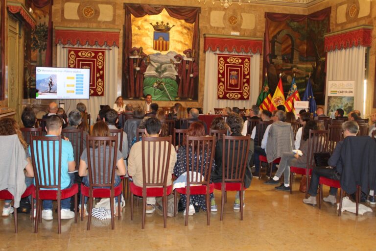La Diputación de Castellón moviliza su potencial cicloturístico en el I Foro Castellón Cycling