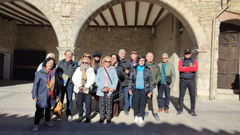 Participants de la iniciativa de la Diputació ‘Castelló Senior’ visiten Portell