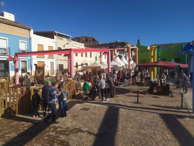Més d’una vintena de comerços i associacions participaran el diumenge 17 de desembre en la Fira de Nadal d’Almenara