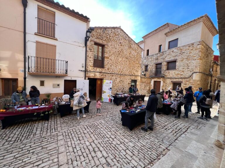 Los talleres familiares y la venta de productos artesanales protagonizan el fin de semana de Benassal