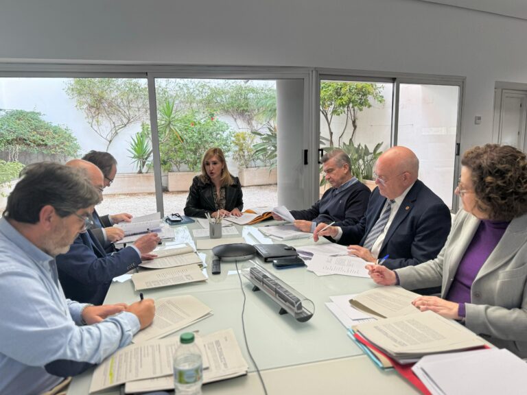 La Generalitat congela en 2024 las tarifas de los servicios de transporte público autonómico