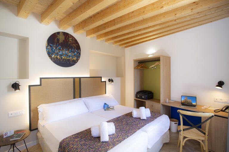 Casual Hoteles empieza el 2024 apostando por la energía de origen 100% verde