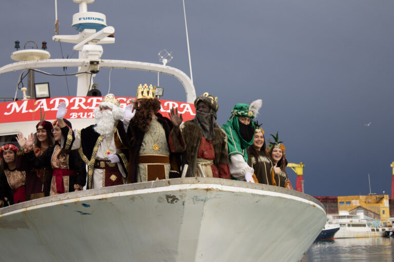 Los Reyes Magos han llegado a Burriana en barco