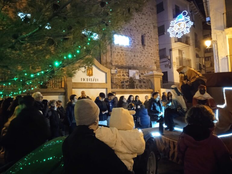 Los Reyes Magos llevarán mañana los regalos a las casas de todas las niñas y los niños de Montán