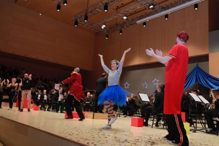 Éxito del concierto del maravilloso mundo del circo en Castellón