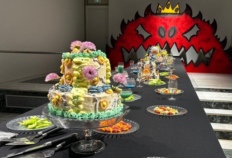Taller de mediación artística de repostería monstruosa ‘Post lux tenebras’
