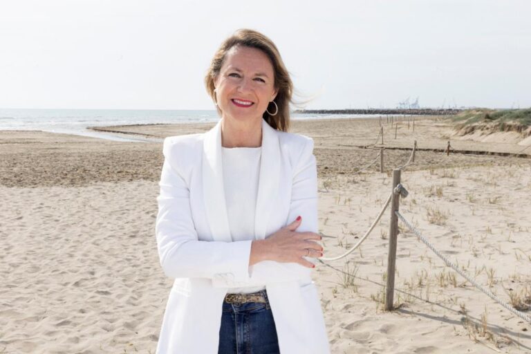 Castellón abrirá las playas con todos sus servicios en Semana Santa