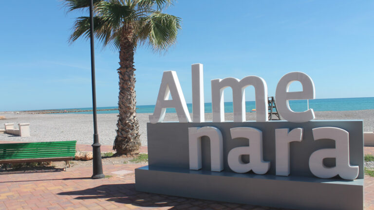 La playa Casablanca de Almenara acogerá el Mercadillo de Pascua
