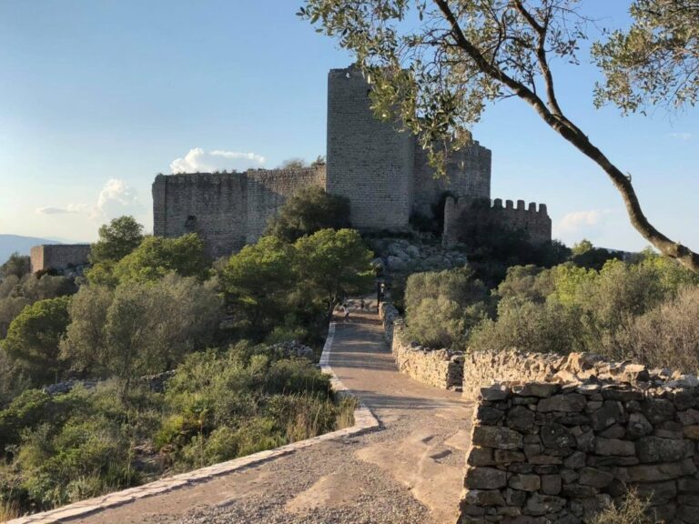 La Diputación de Castellón mejora el acceso al castillo de Pulpis y potencia sus capacidades como un reclamo turístico