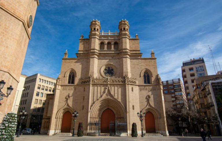 Castellón recibió un 26,1 % más de turistas en 2023