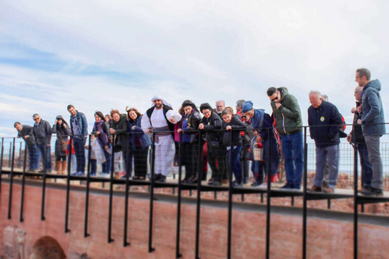 Onda retoma las visitas teatralizadas al centro y al castillo e incorpora la Torre de la Presó