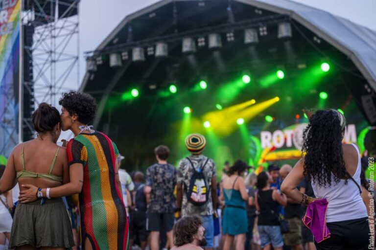 El cicle ‘Diàlegs sense fronteres’ que organitza Rototom Sunsplash i Exodus serà en l’Estadi de la Ceràmica