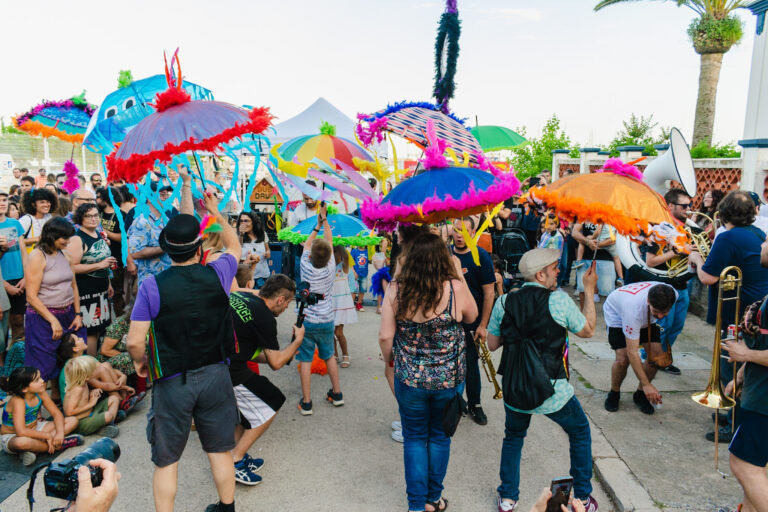 El festival Maig di Gras llenará de música y color las calles de Borriana