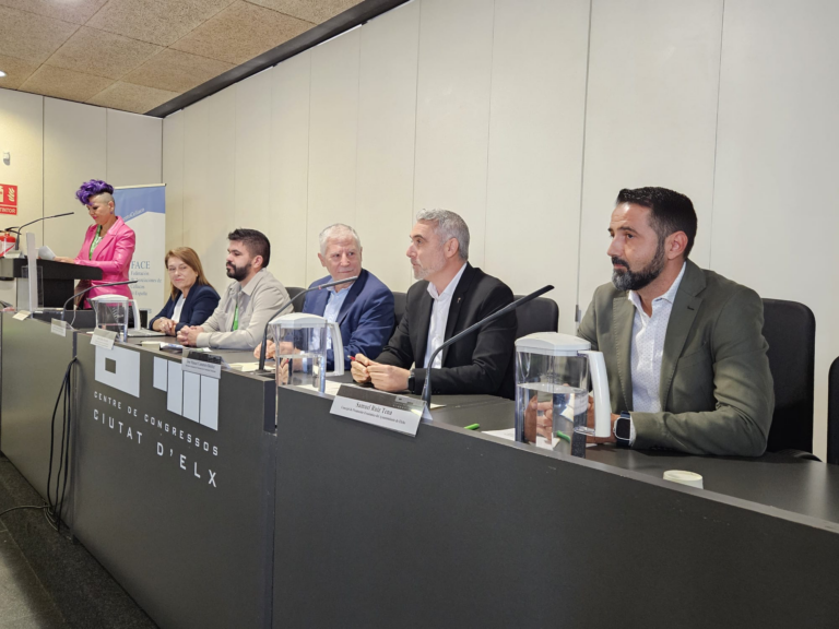 Camarero destaca el compromiso de la hostelería para ofrecer una gastronomía con todas las garantías sanitarias