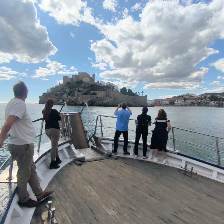Localizadores y productores de superproducciones visitan Peñíscola