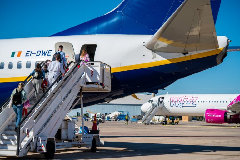 El aeropuerto de Castellón cierra 2024 con 273.616 pasajeros y prevé superar los 300.000 en 2025