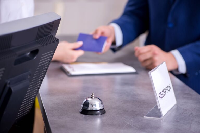 El sector hotelero manifiesta su decepción con el nuevo pliego del programa del Imserso