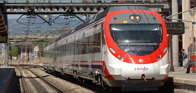Más de 273.000 personas viajaron con Renfe con origen o destino Comunitat Valenciana esta Semana Santa 