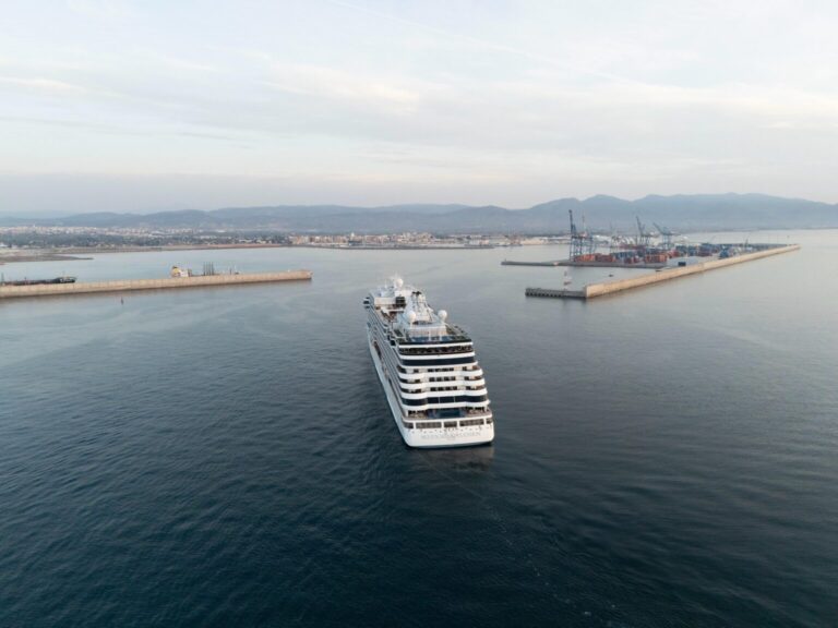 PortCastelló recibe el domingo al primer crucero del año