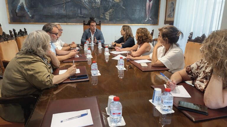 La Diputación busca sinergias de colaboración para desarrollar su marketing turístico