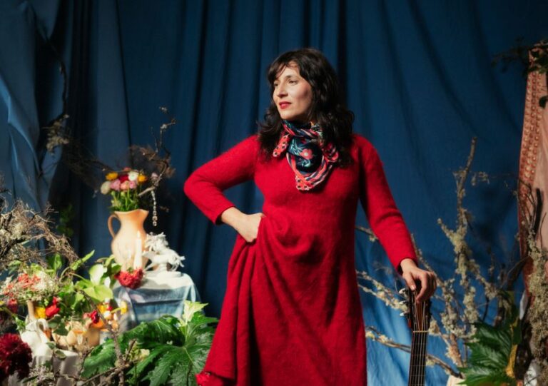 Lorena Álvarez abre el ciclo musical ‘Nits al Claustre’ en el Museu de Belles Arts de Castelló