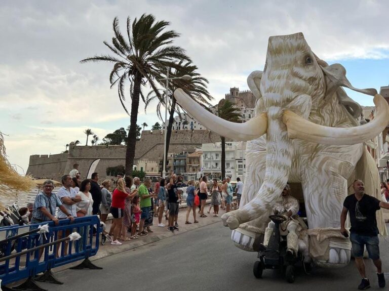 Las actividades culturales y deportivas protagonizan la programación del verano en Peñíscola