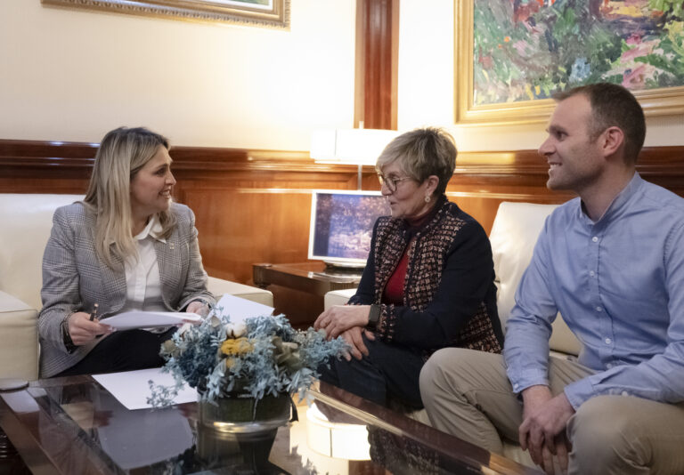La Diputación promueve el turismo y estimula el crecimiento de la economía en Pina de Montalgrao