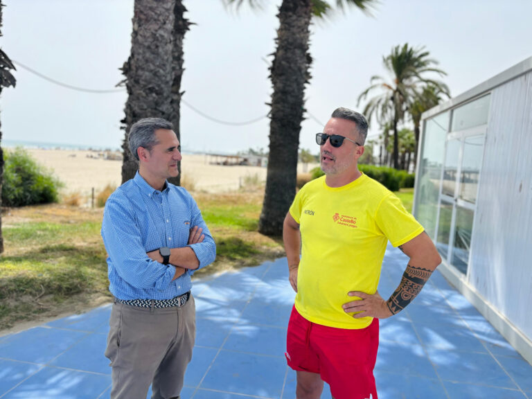 El Servicio de Salvamento y Socorrismo realiza más de 400 asistencias en las playas de Castellón