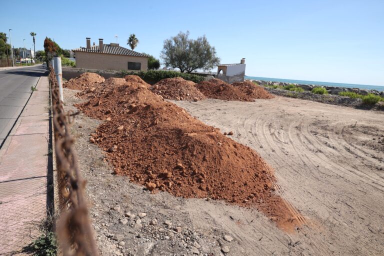 Burriana inicia las obras del parking de caravanas