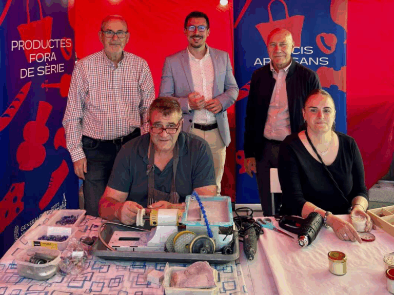 Èxit de la Fira d’Artesania ‘Les Aules’ amb gran afluència de públic i més de 20 expositors