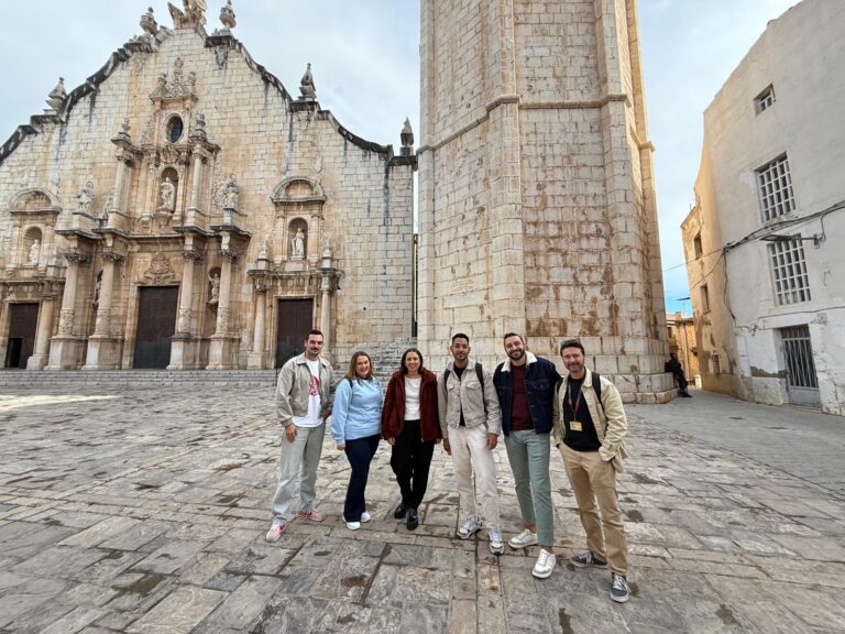 Alcalà-Alcossebre diversifica su promoción turística con un fam trip de bloggers de viajes