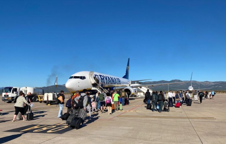 El aeropuerto de Castellón bate su récord anual de pasajeros dos meses antes de completar el año