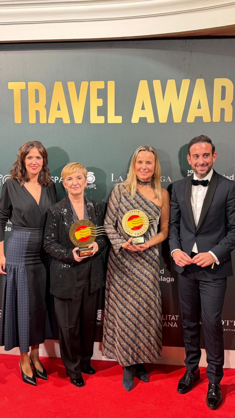 La Comunitat Valenciana refuerza su liderazgo turístico en la I Edición de los Spain Travel Awards 2025