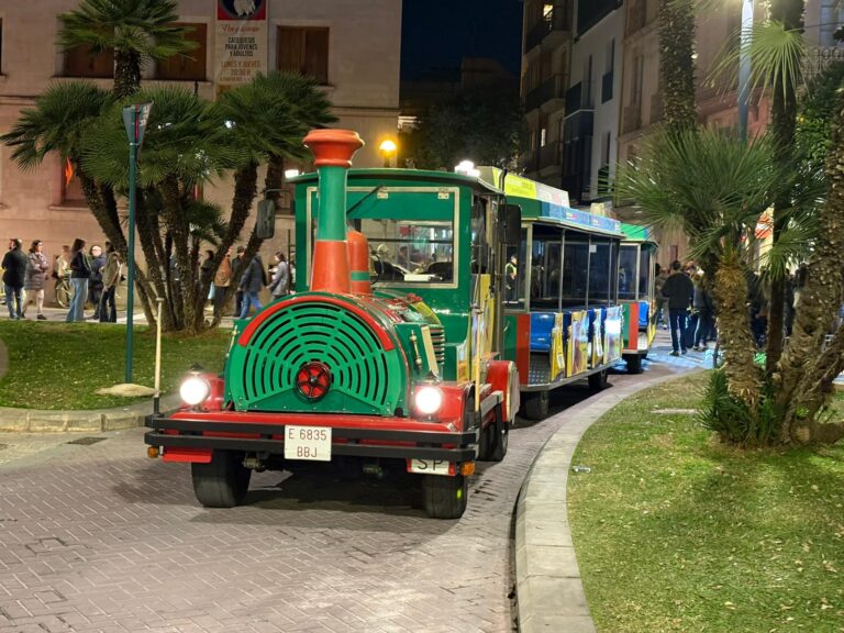 Castellón estrena su tren turístico navideño