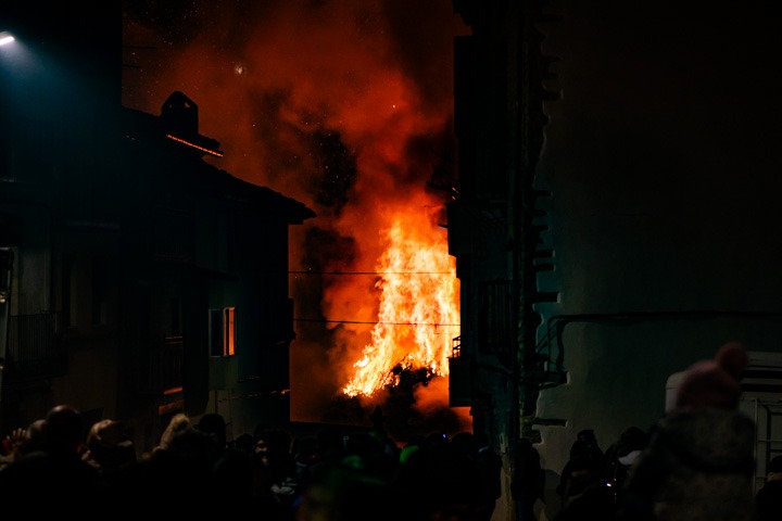 Castellfort da el pistoletazo de salida a las fiestas de Sant Antoni en Els Ports