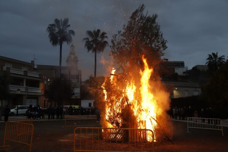 La Llosa se llena de fuego y fiesta en honor a Sant Antoni