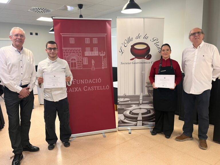 III Becas Gastronómicas 'Societat Gastronómica L'Olla de la Plana'