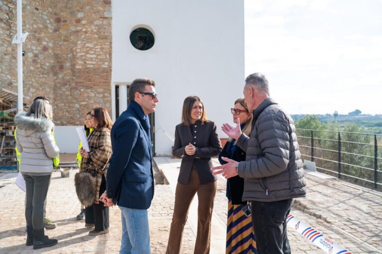 Almassora transforma el entorno del puente de Santa Quitèria con un renovado albergue