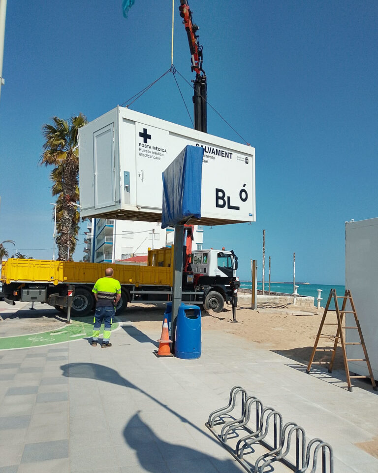 Benicarló activa el servei de socorrisme i ultima la posada a punt de les platges per a Setmana Santa