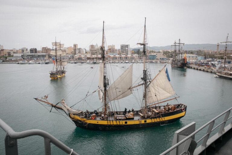 La novedosa batalla naval conquista al público de Escala a Castelló
