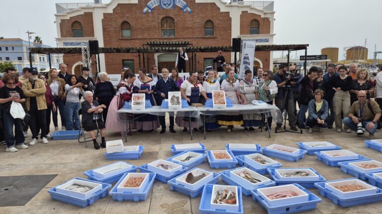 La subasta de pescado y el mercado marinero, protagonistas de Escala a Castelló