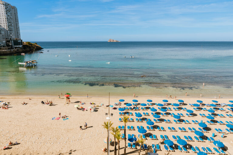 La Comunitat Valenciana prevé superar el 83 % de ocupación hotelera durante julio