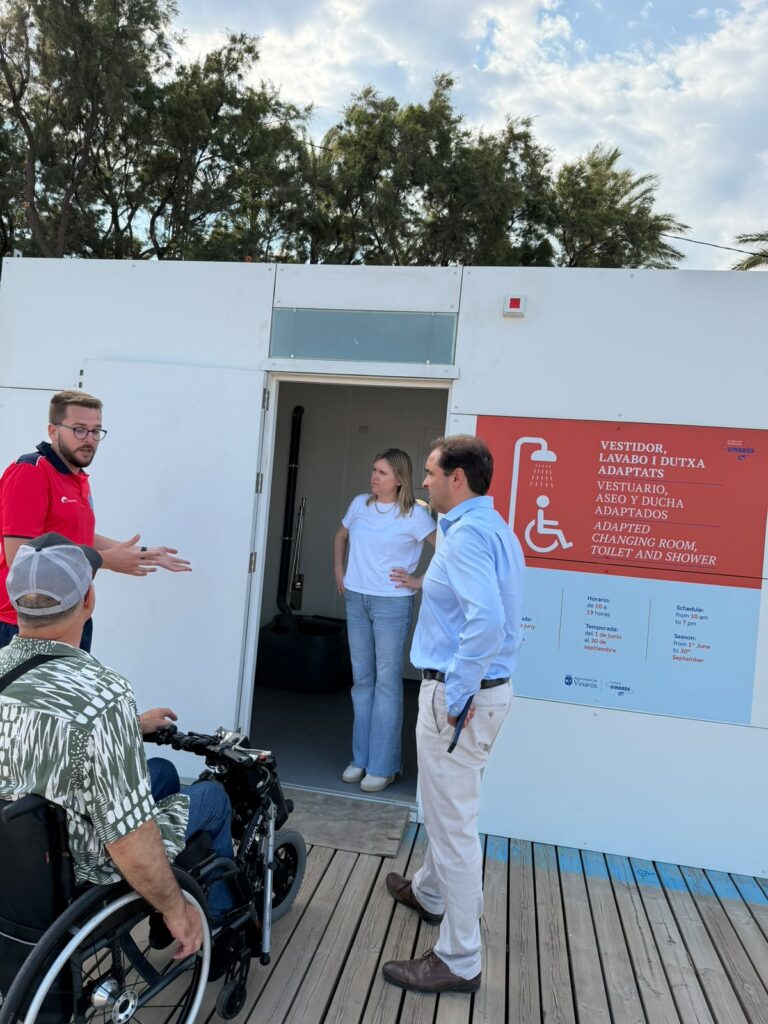 Vinaròs sigue mejorando la accesibilidad de sus playas