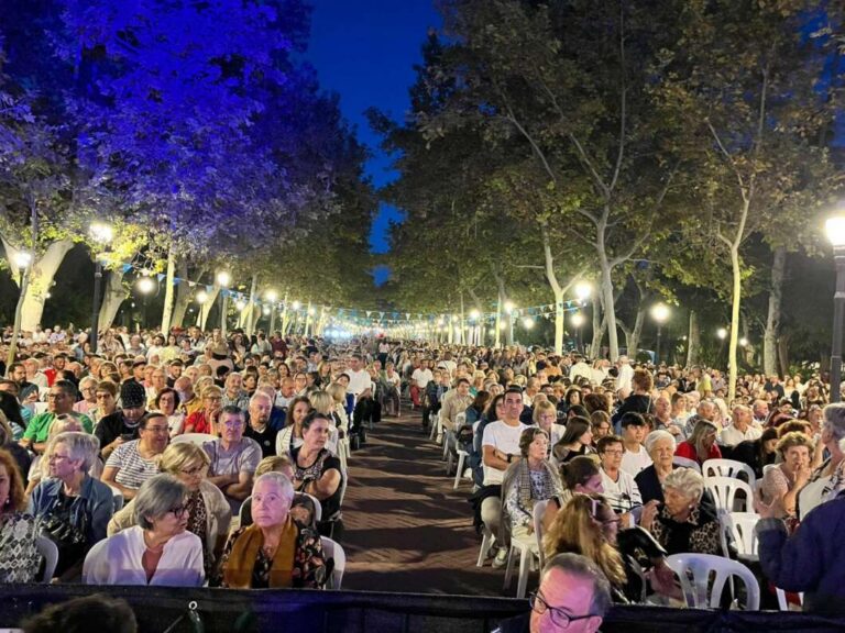 Antonio Carmona y tributos a Estopa y Melendi: El festival gratuito que llenará de música el parque Ribalta